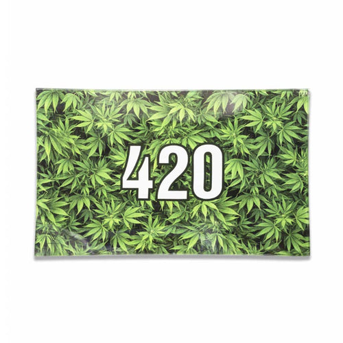Green 420 leaf-pattern glass rolling tray, top view – Online Smoke and Vape