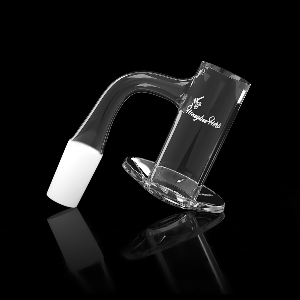 Beehive 90° black-line quartz banger on black background – Online Smoke and Vape